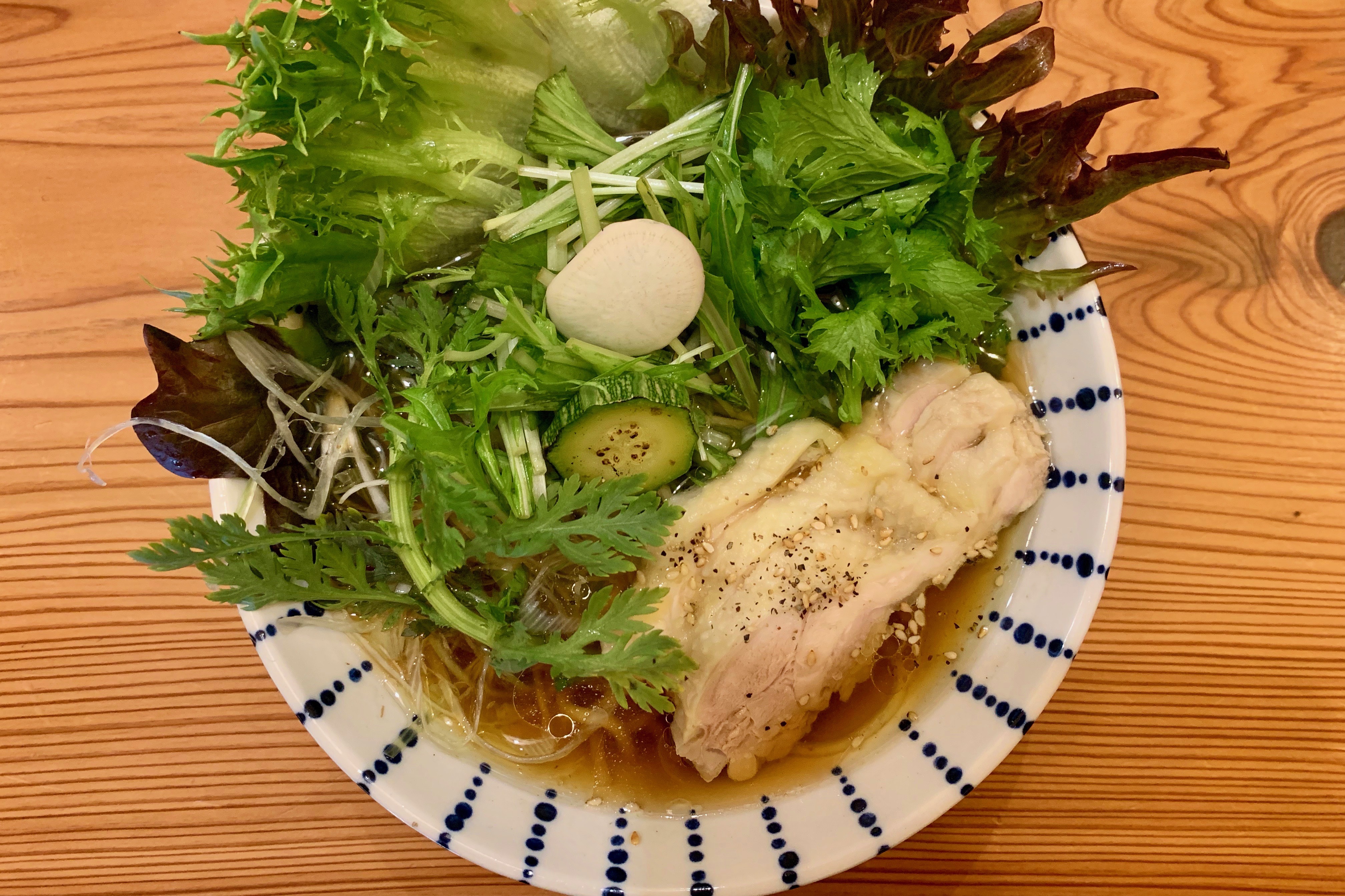 宮ノ下の麺398-1の醤油麺+はなまる野菜